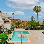 Windsor Park Brand New * Costa Adeje (Tenerife)