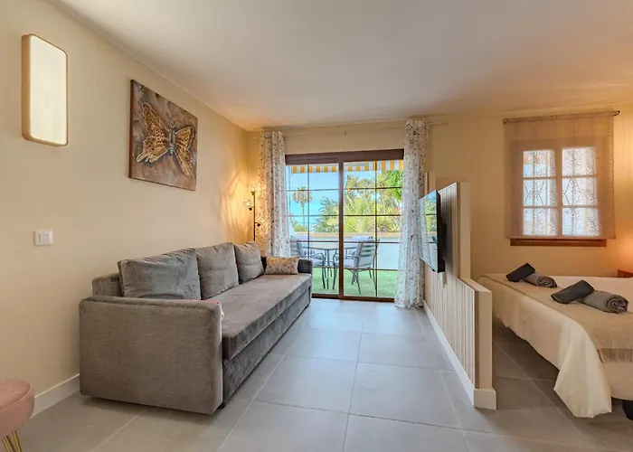 아파트 Windsor Park Brand New 아데제